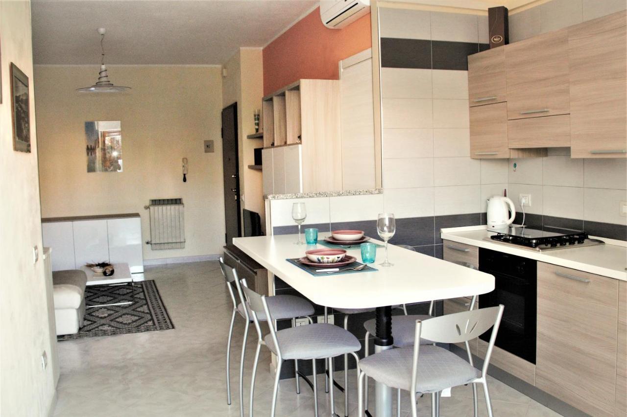 La Casa Al Poetto - Iun R0135 Apartment กวาร์ตู ซานเตเลนา ภายนอก รูปภาพ